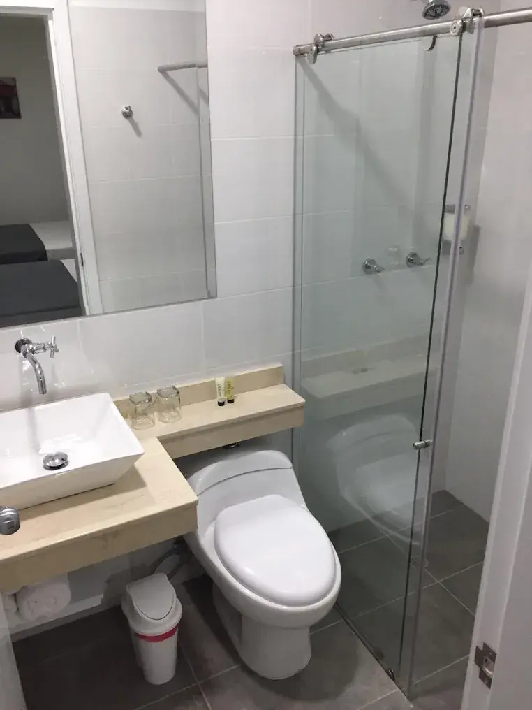 baño-hotel-insitu